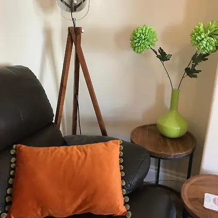 Elizabeth House Konukevi 3*