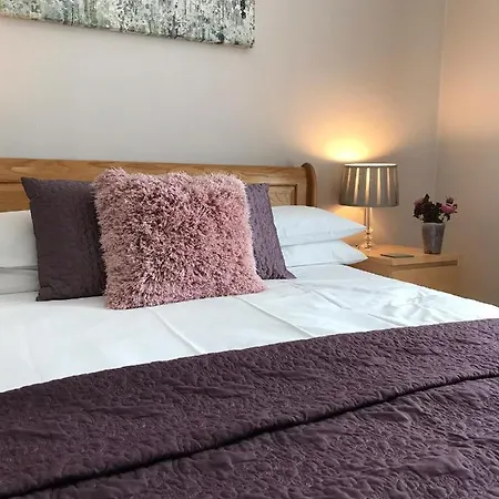 Elizabeth House Konukevi Whitby