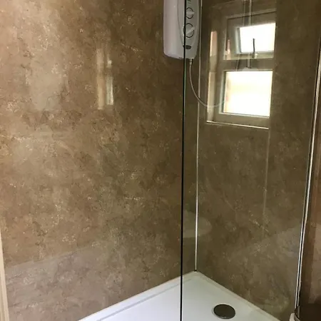 Elizabeth House Konukevi Whitby