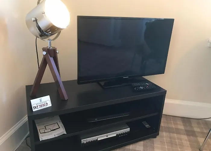 招待所 伊利莎白酒店 3*